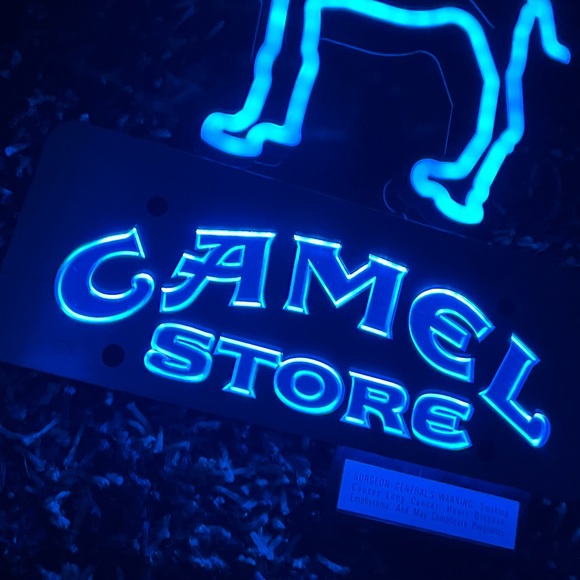 Authentic Camel Store light sign - Picture 2 of 5